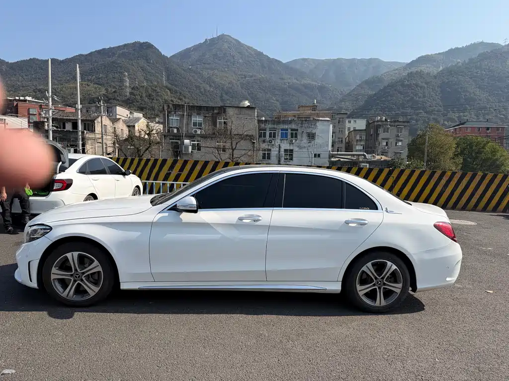 Mercedes-Benz C-Class 2020 C 260 L Sports Edition купить на сайте DeffCars