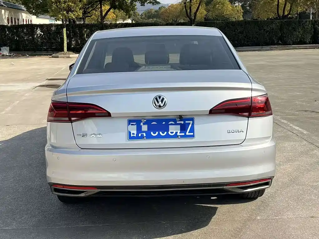 Bora 2020 1.5L automatic comfort model купить на сайте DeffCars