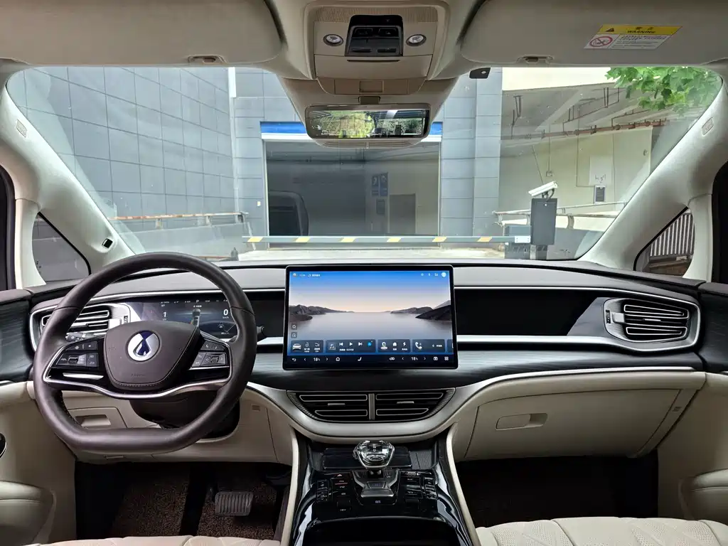 Denza D9 2024 DM-i 980 4WD Flagship купить на сайте DeffCars