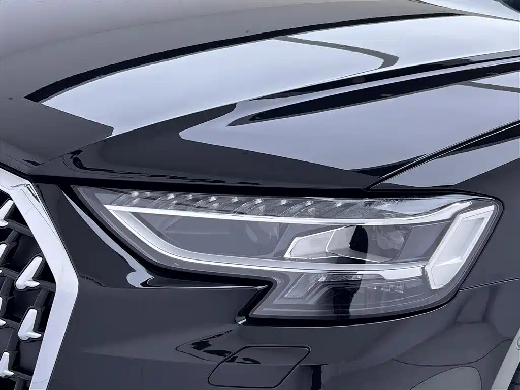 Audi A8 2023 A8L 50 TFSI quattro Premium Selection купить на сайте DeffCars