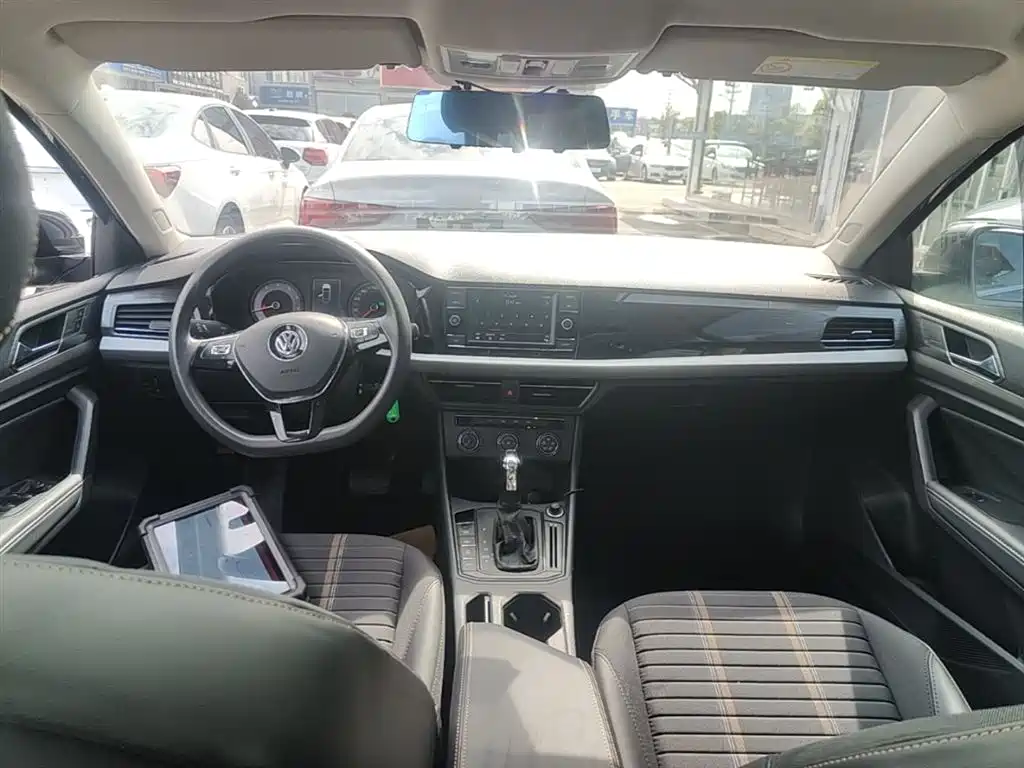 Lavida 2019 280TSI DSG Comfort Edition National VI купить на сайте DeffCars