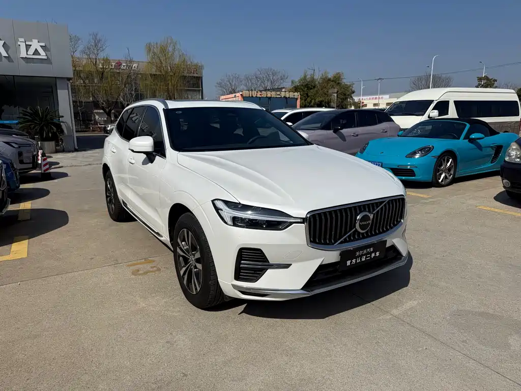 Volvo XC60 2023 B5 four-wheel drive Zhiyi Luxury Edition купить на сайте DeffCars