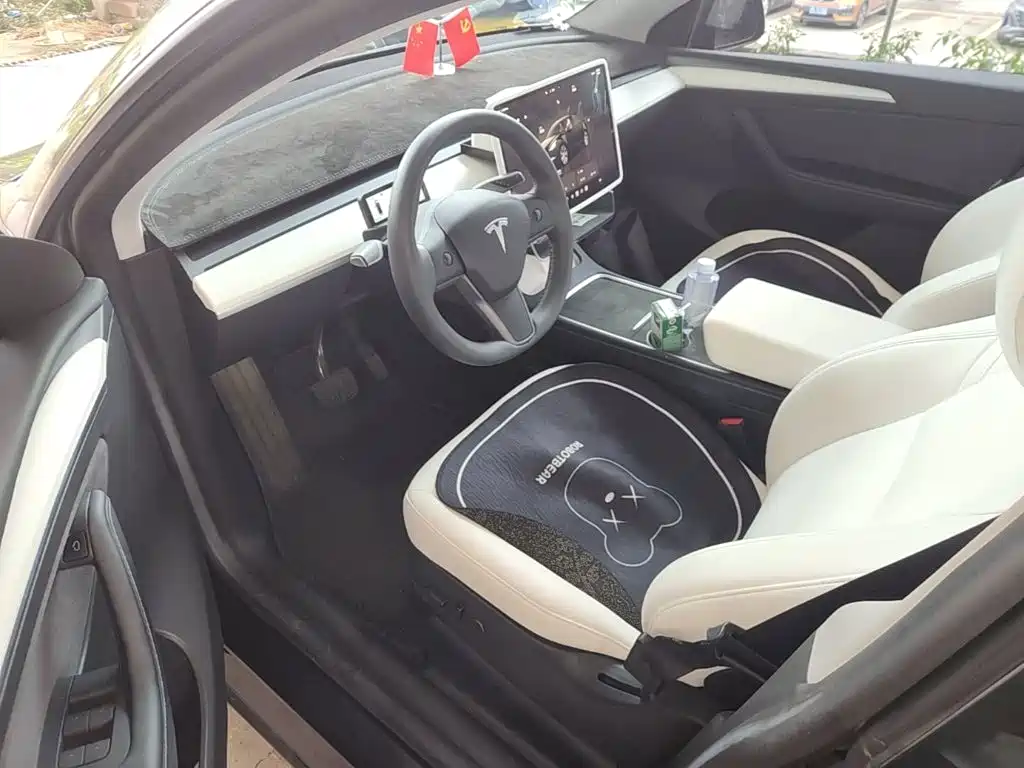 Model Y 2022 facelift rear-wheel drive version купить на сайте DeffCars