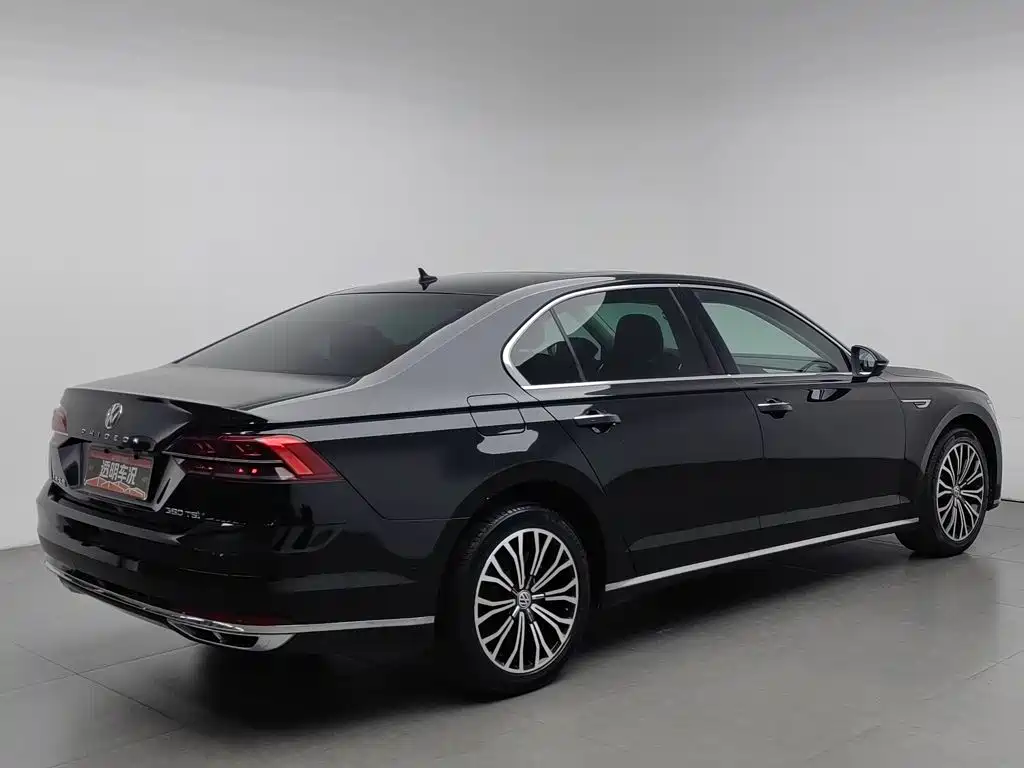Huiang 2018 facelift 380TSI two-wheel drive business version купить на сайте DeffCars