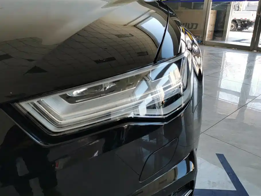 Audi A6L 2018 30th Anniversary Model 35 TFSI Fashion Model купить на сайте DeffCars