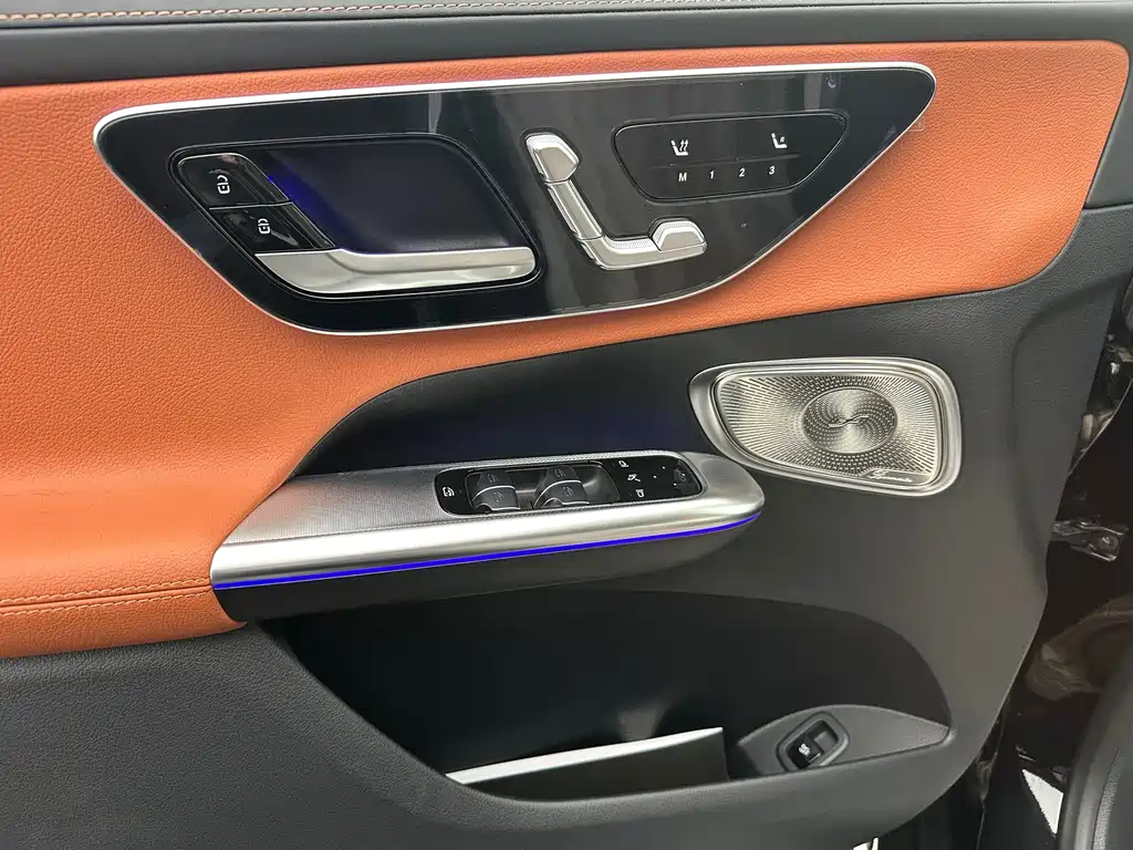 Mercedes-Benz GLC 2026 facelift GLC 300 L 4MATIC dynamic 5-seater купить на сайте DeffCars