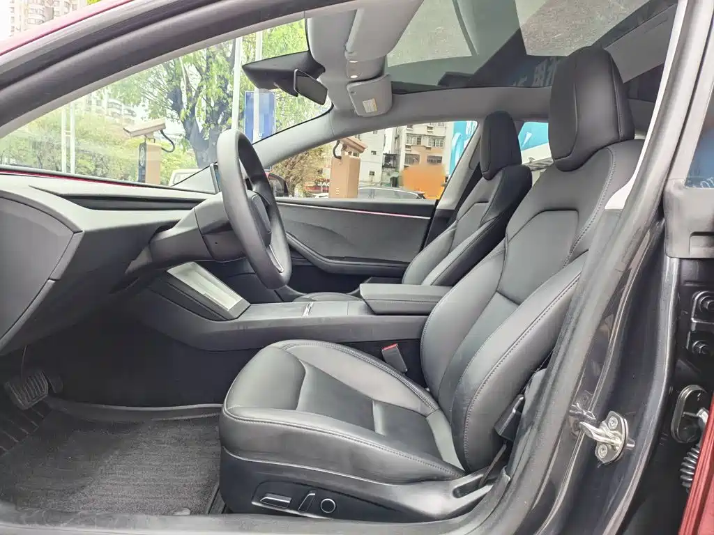 Model 3 2023 rear-wheel drive version купить на сайте DeffCars