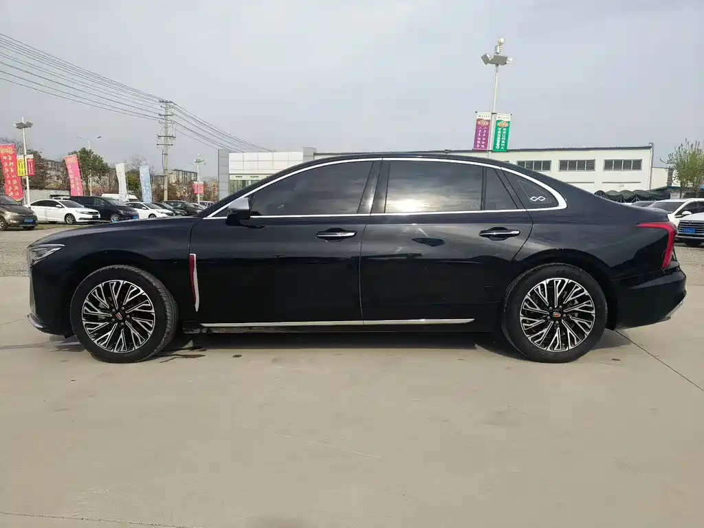 Hongqi H5 2024 2.0T Automatic Zhilianqichang Edition купить на сайте DeffCars