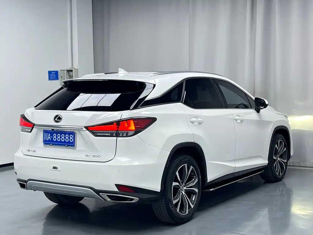 Lexus RX 2020 300 four-wheel drive elegant version National VI купить на сайте DeffCars