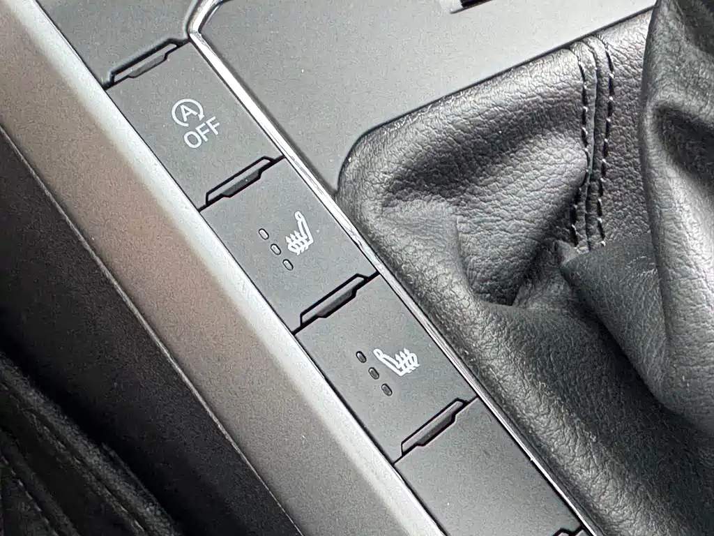 Polo 2023 Plus 1.5L Automatic Panoramic Enjoyment Edition купить на сайте DeffCars