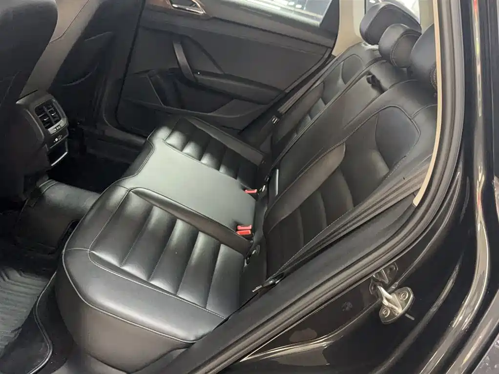 Tuyue 2021 280TSI two-wheel drive comfort version купить на сайте DeffCars
