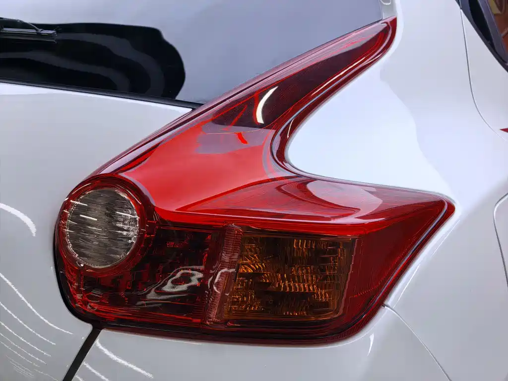Infiniti ESQ 2014 1.6L Straightforward Edition купить на сайте DeffCars