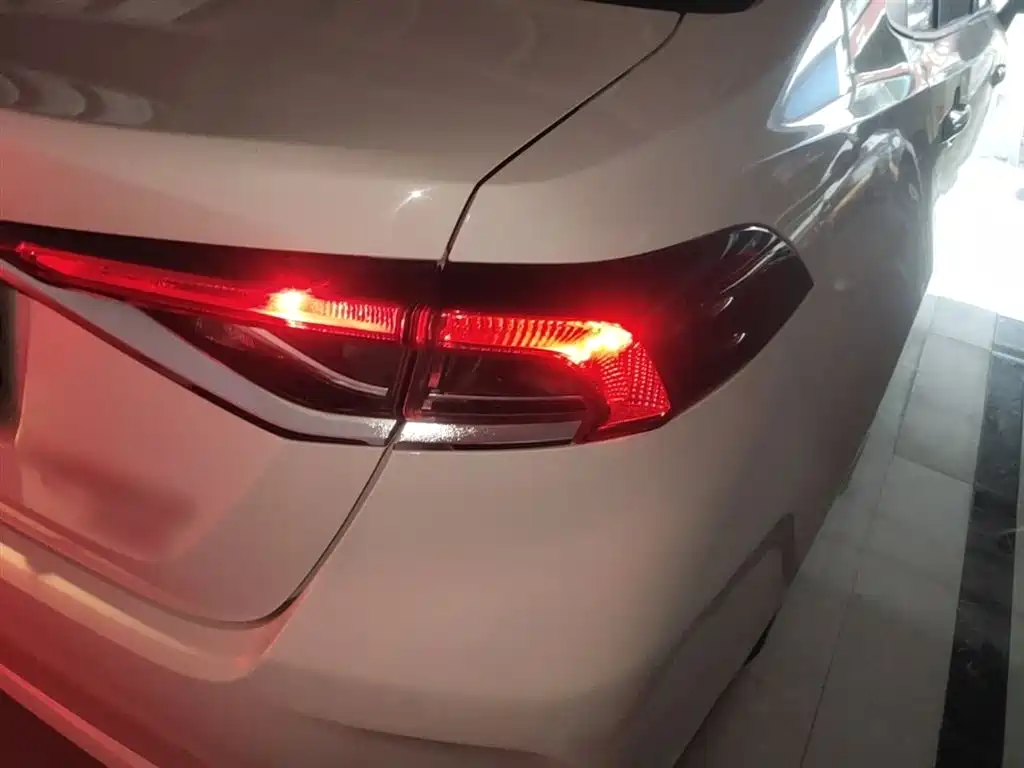 Corolla 2021 1.2T S-CVT Elite PLUS Edition купить на сайте DeffCars