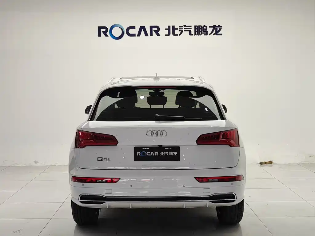 Audi Q5L 2018 40 TFSI enjoys fashionable style, National V купить на сайте DeffCars