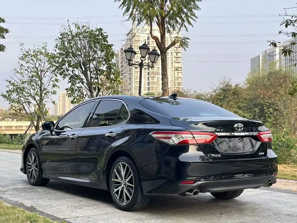 Camry 2021 2.5G Deluxe Edition купить на сайте DeffCars