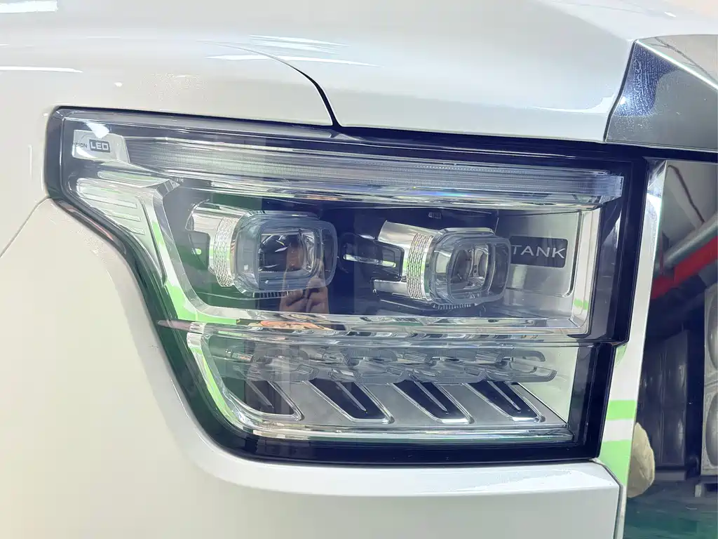 Tank 500 New Energy 2024 Hi4-T купить на сайте DeffCars
