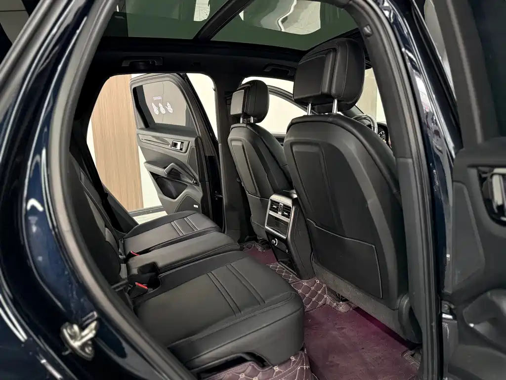 Cayenne New Energy 2020 Cayenne E-Hybrid 2.0T купить на сайте DeffCars