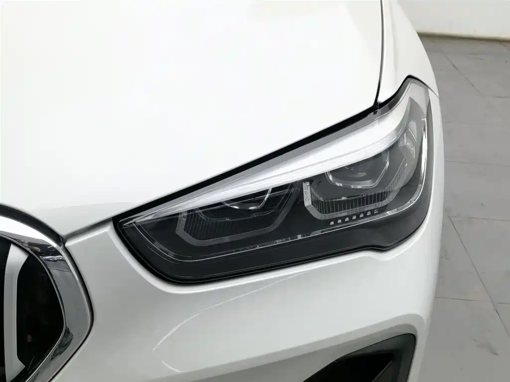 BMW X1 2021 sDrive20Li Fashion Model купить на сайте DeffCars