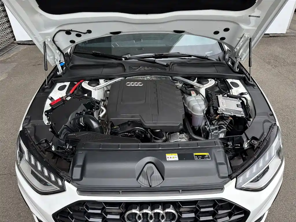 Audi A4L 2024 40 TFSI luxury and dynamic model купить на сайте DeffCars