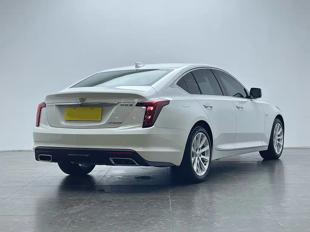 Cadillac CT5 2022 28T Fashion Model купить на сайте DeffCars