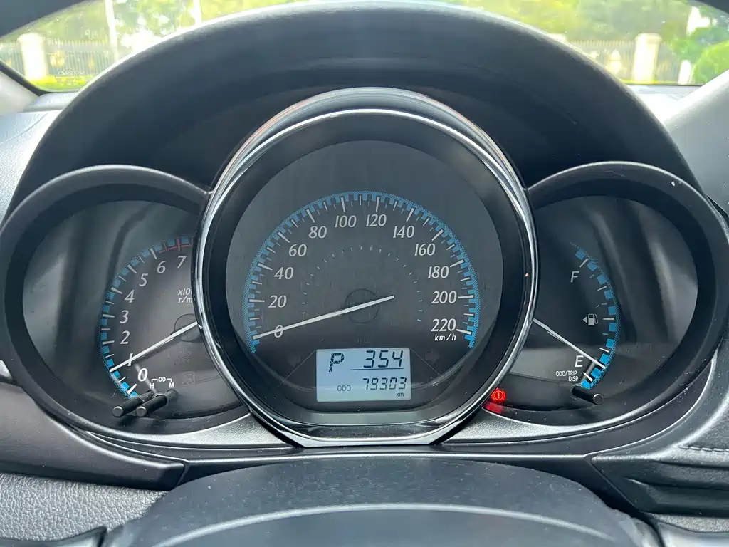 YARiS L Zhixuan 2016 facelift 1.5E CVT charming version купить на сайте DeffCars