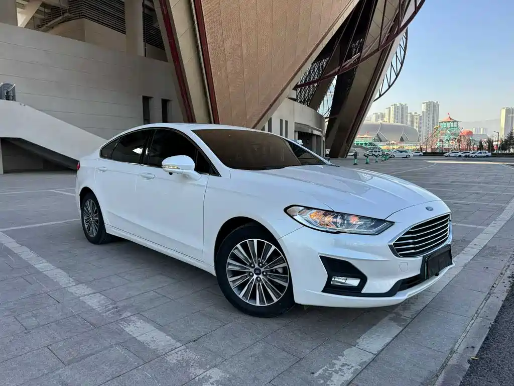 Mondeo New Energy 2018 2.0 PHEV Smart Controlled Fashion Country VI купить на сайте DeffCars
