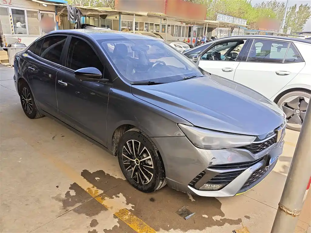 Roewe i5 2021 1.5L CVT Diamond Edition купить на сайте DeffCars