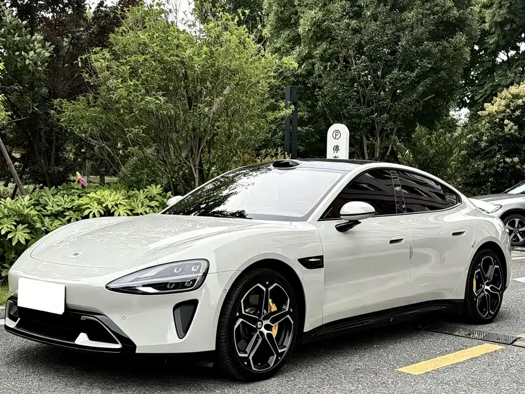 Xiaomi SU7 2024 rear-drive ultra-long battery life high-end smart driving Pro version купить на сайте DeffCars