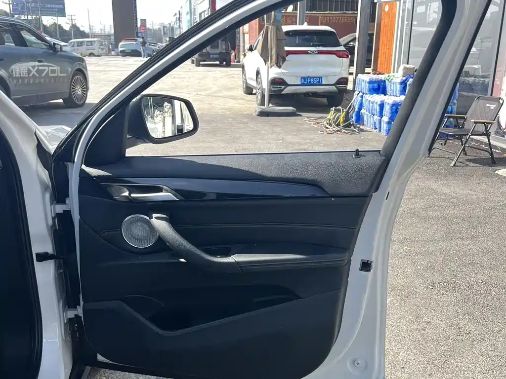 BMW X1 2021 facelift sDrive20Li fashionable model купить на сайте DeffCars