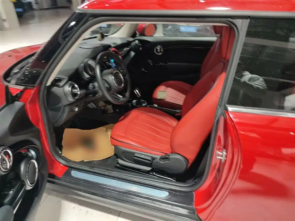 MINI 2019 1.5T ONE PLUS купить на сайте DeffCars