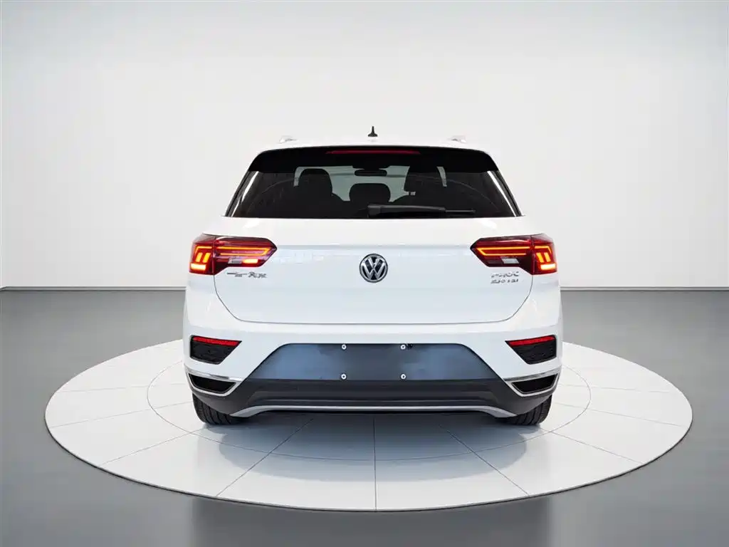T-ROC 2019 230TSI DSG two-wheel drive aggressive model National VI купить на сайте DeffCars
