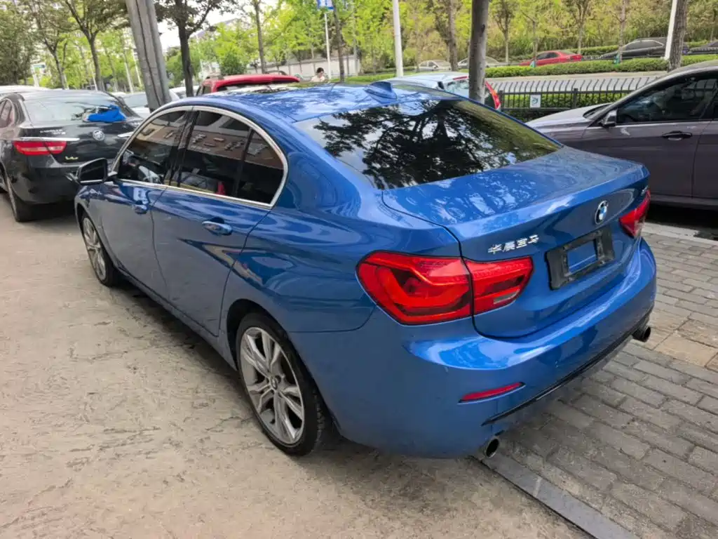 BMW 1 Series 2017 120i Design Package купить на сайте DeffCars