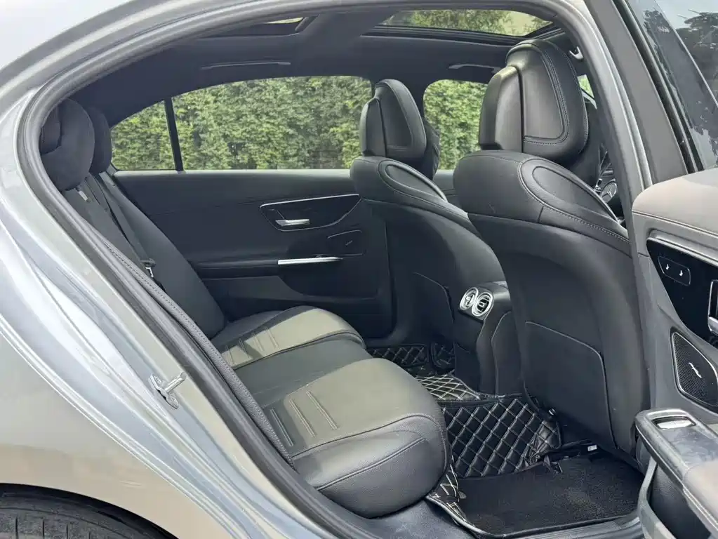 Mercedes-Benz C-Class 2023 facelift C 260 L sports version купить на сайте DeffCars