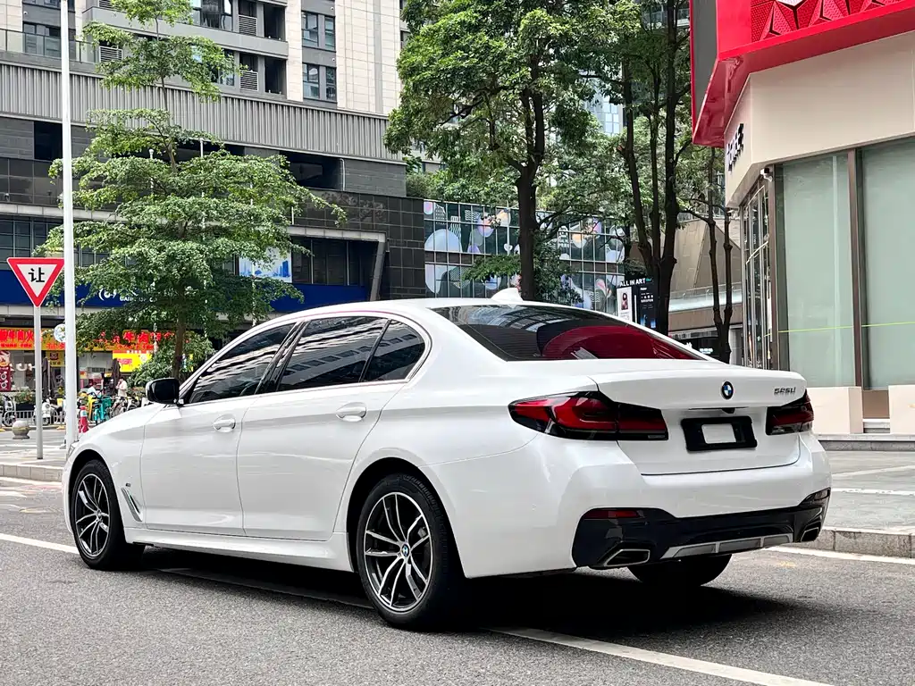 BMW 5 Series 2021 525Li M Sports Package купить на сайте DeffCars