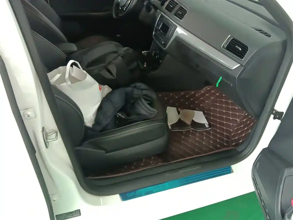 Langxing 2017 180TSI DSG Comfort Edition купить на сайте DeffCars