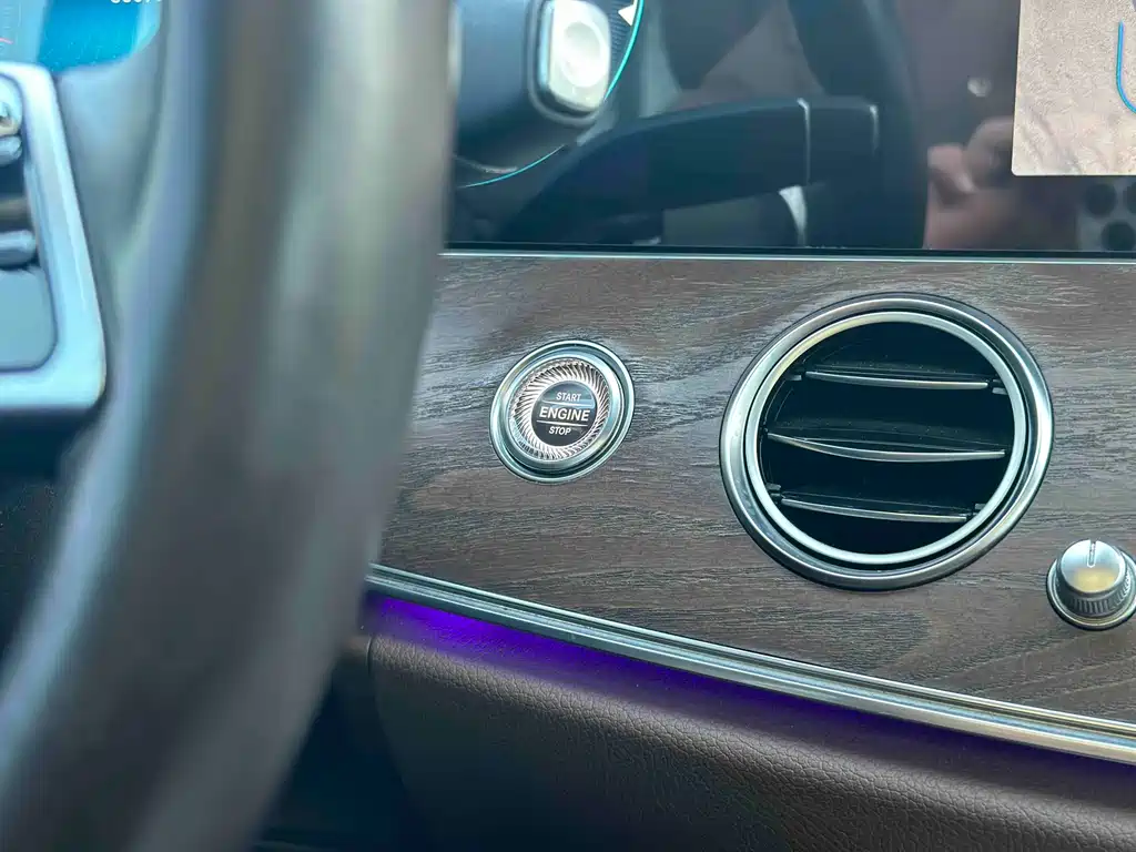 Mercedes-Benz E-Class 2022 E 300 L Luxury Model купить на сайте DeffCars