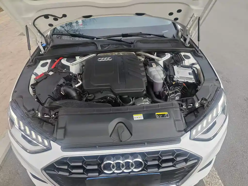 Audi A4L 2024 40 TFSI Fashionable and Dynamic купить на сайте DeffCars
