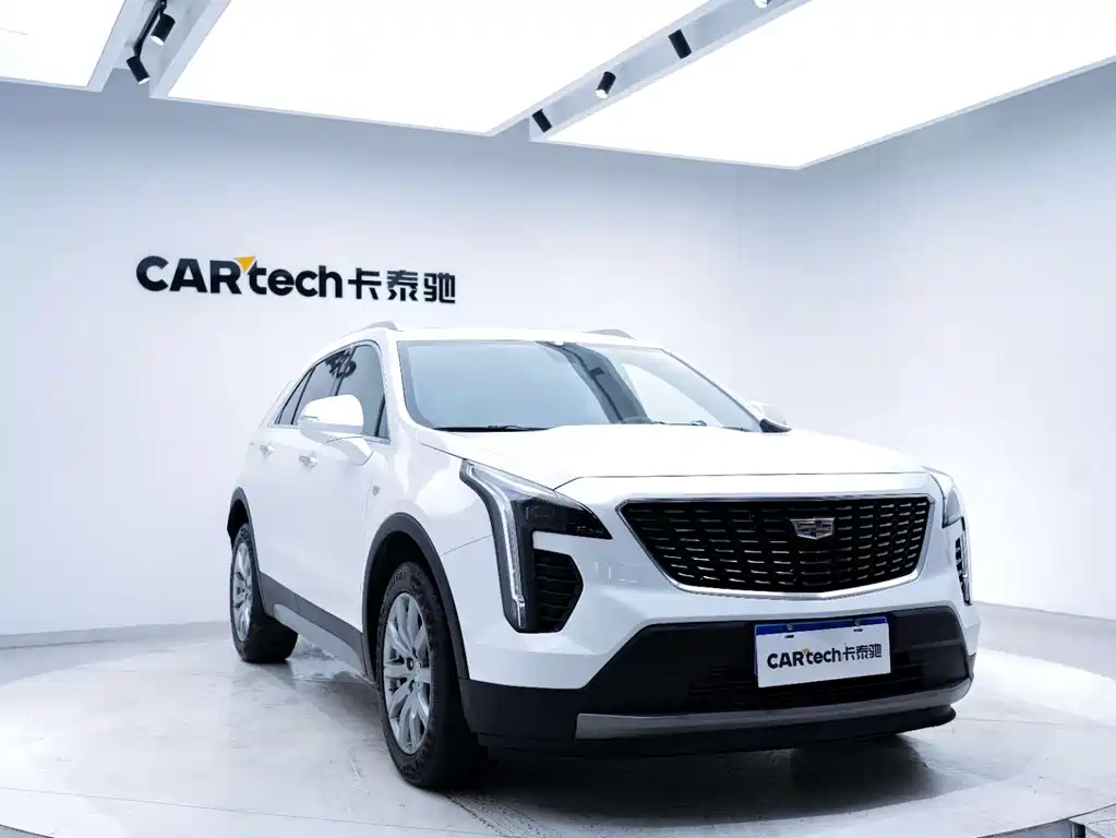 Cadillac XT4 2021 28T two-wheel drive leading model купить на сайте DeffCars