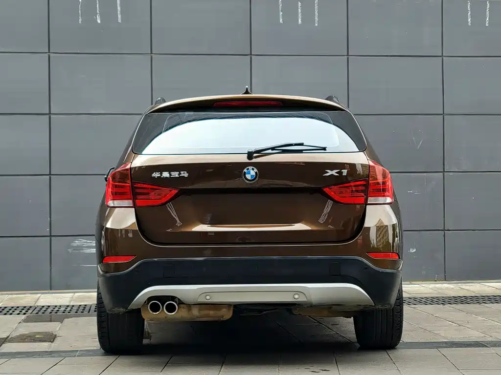 BMW X1 2014 sDrive18i leading model купить на сайте DeffCars
