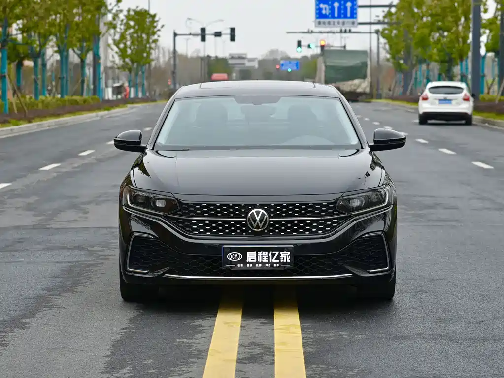 Passat 2023 330TSI Starry Sky Elite Edition купить на сайте DeffCars