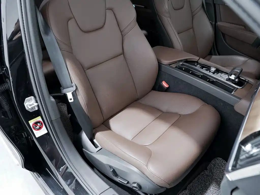 Volvo S90 2022 B5 Zhiyi Luxury Edition купить на сайте DeffCars