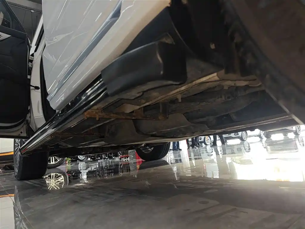 Changan CS95 2019 2.0T two-wheel drive luxury model купить на сайте DeffCars