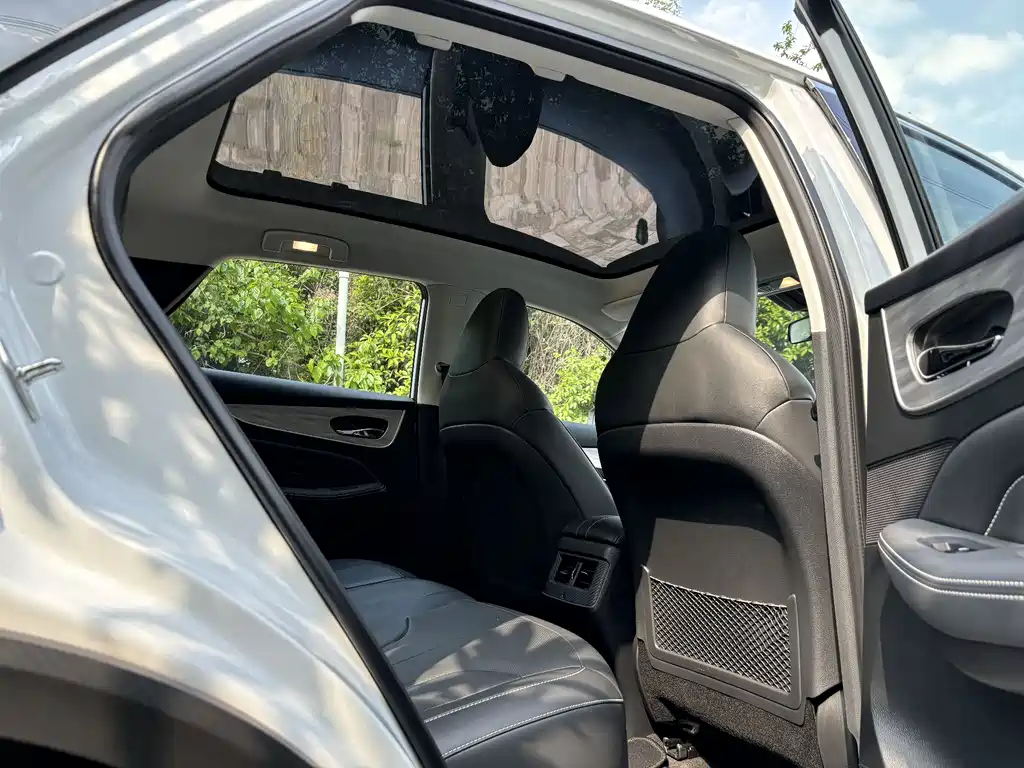Venucia V DD-i 2025 Orca 150km Joy Travel Edition купить на сайте DeffCars