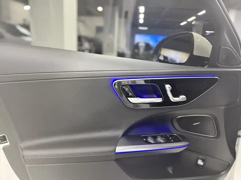 Mercedes-Benz C-Class 2024 C 260 L Sports Edition купить на сайте DeffCars