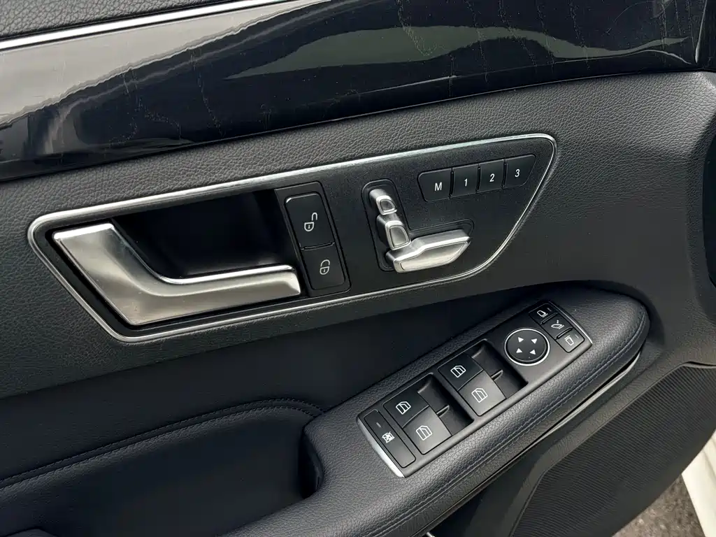 Mercedes-Benz E-Class 2015 E 260 L Sports купить на сайте DeffCars