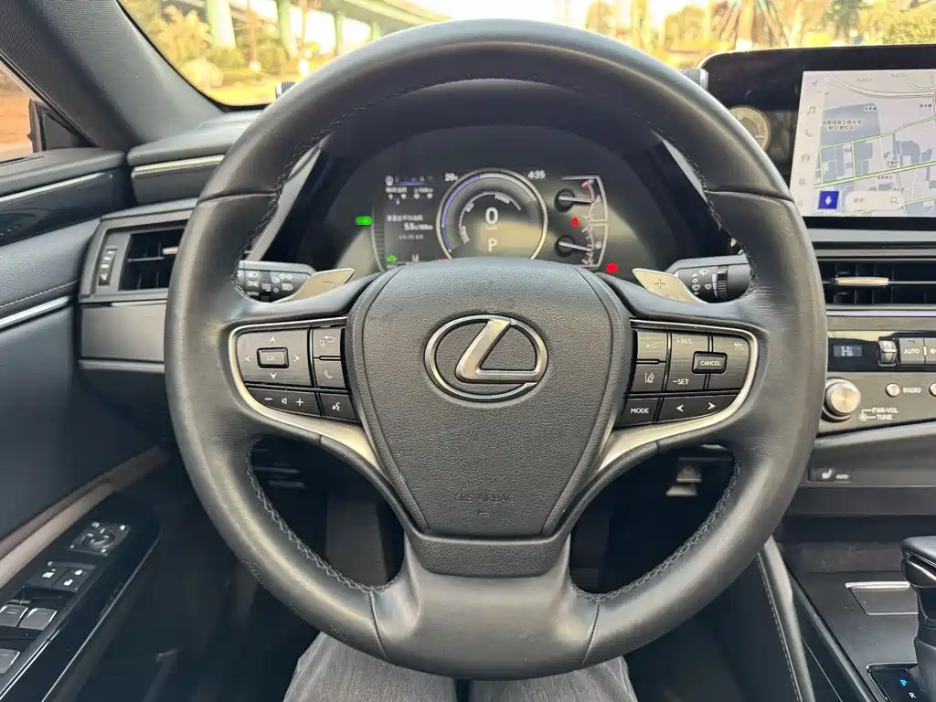 Lexus ES 2022 300h Excellence Edition купить на сайте DeffCars