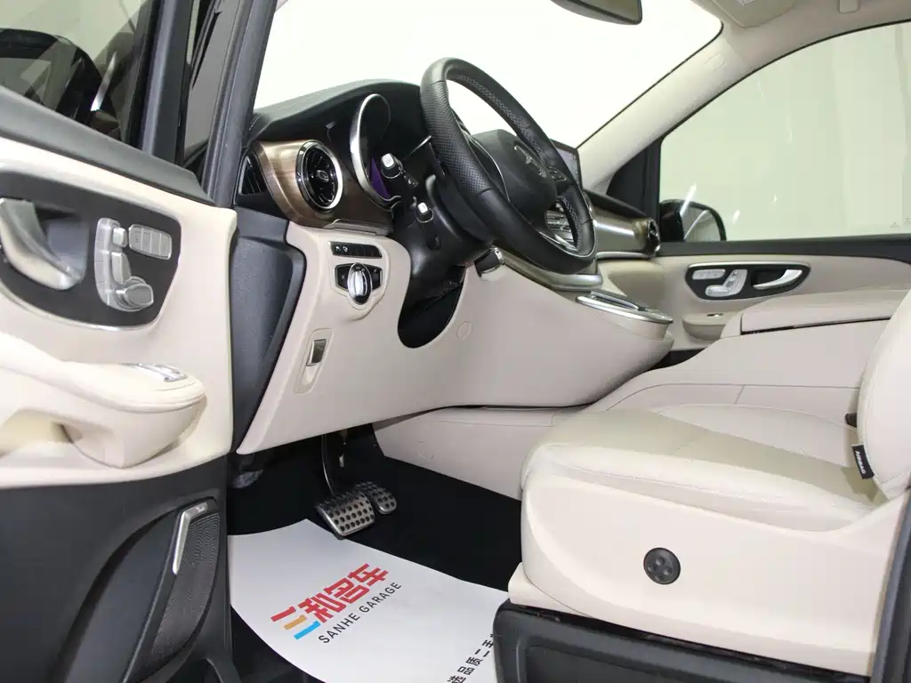Mercedes-Benz V-Class 2020 V 260 Premium Edition купить на сайте DeffCars