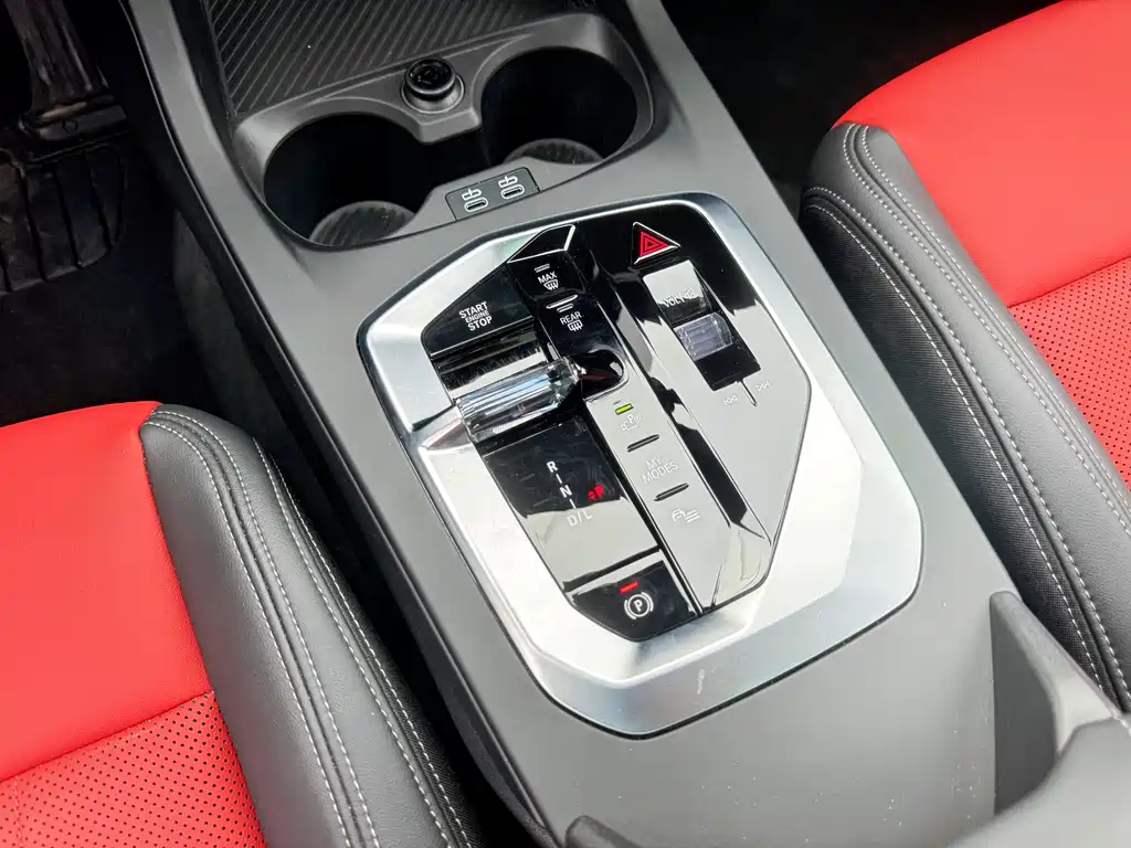 BMW 2 Series 2025 225L M Sports Package купить на сайте DeffCars