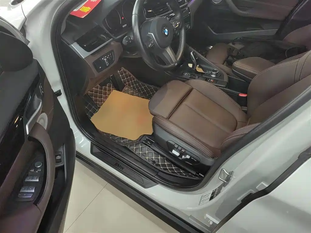 BMW X1 2022 sDrive25Li Leading Model купить на сайте DeffCars