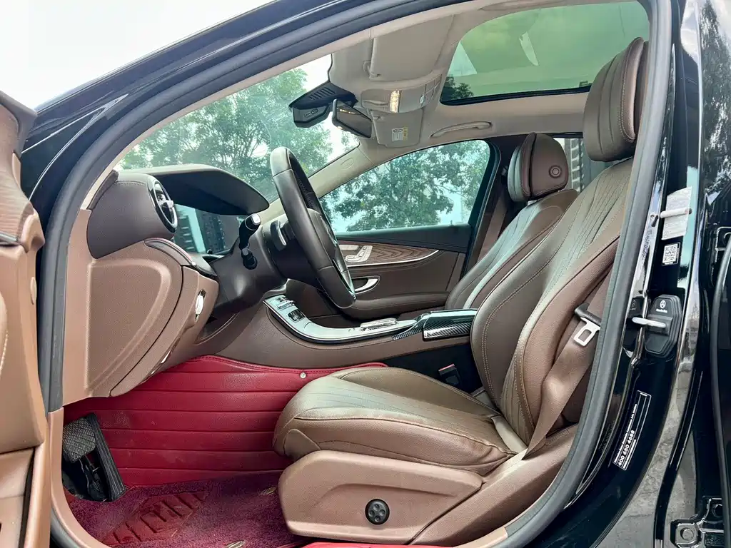 Mercedes-Benz E-Class 2021 E 300 L Luxury Model купить на сайте DeffCars